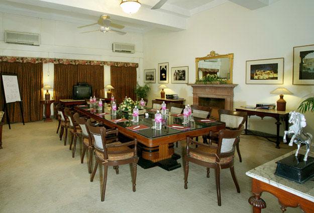 Karni Bhawan Palace - Heritageby Hrh Group Of Hotels Биканер Удобства фото